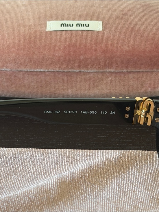 Miu Miu Black Oval Sunglasses with Pink Velvet Case and Pouch main image 8